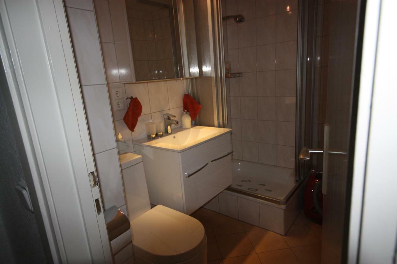 Ferienwohnung Wattkieker Husum  Buitenkant foto